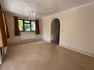 Dining Room- click for photo gallery